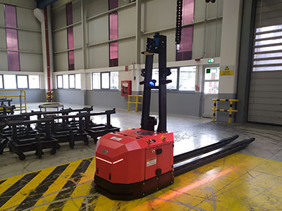 ROBOS Otomatik Yönlendirmeli Araç Automated Guided Vehicle AGV Otomatik Mobil Robot Automated Mobile Robot AMR